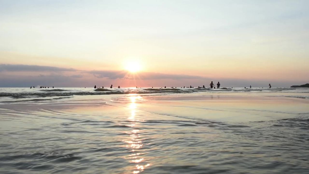 海滩太阳沙日落