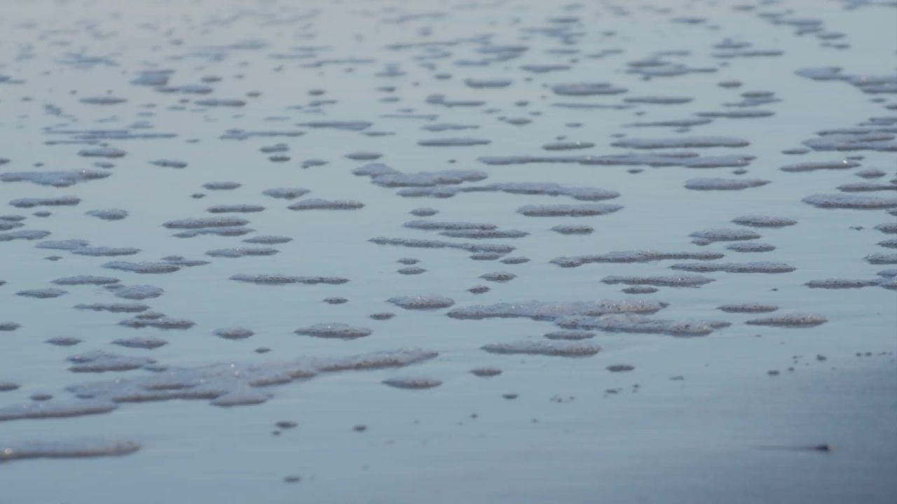 泡沫波岸海洋水