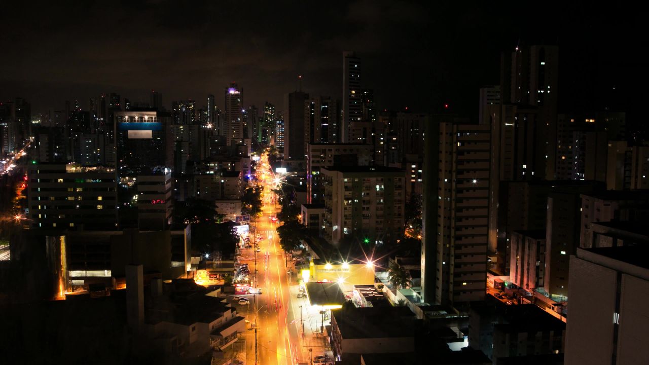 城市城市的高峰