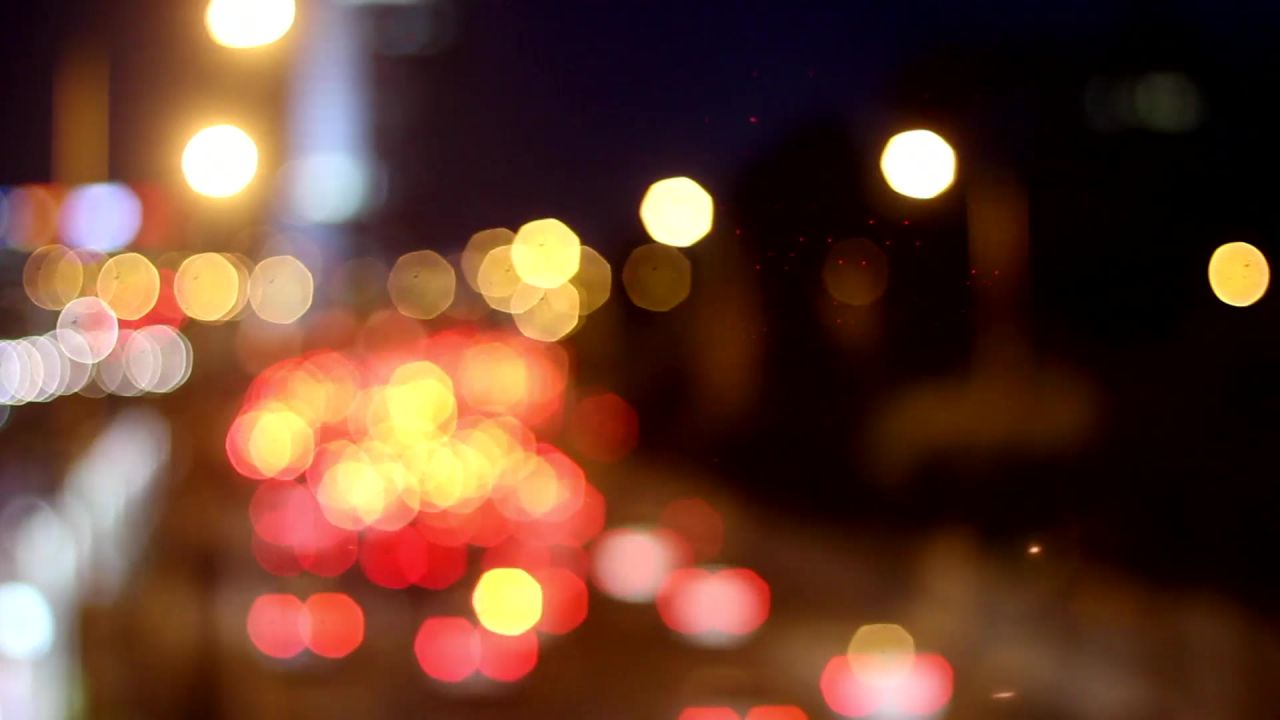 交通灯城市街夜