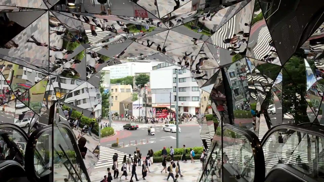 交通艺术反思镜像