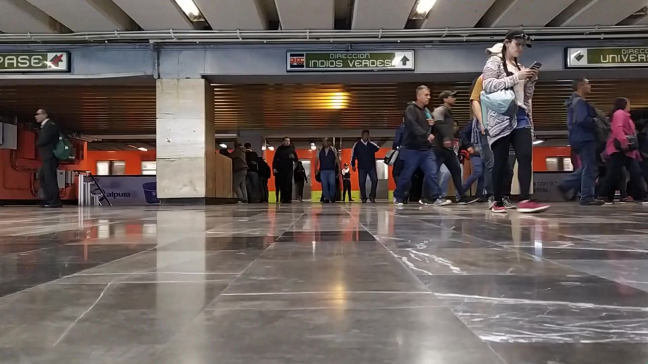 街走城市人