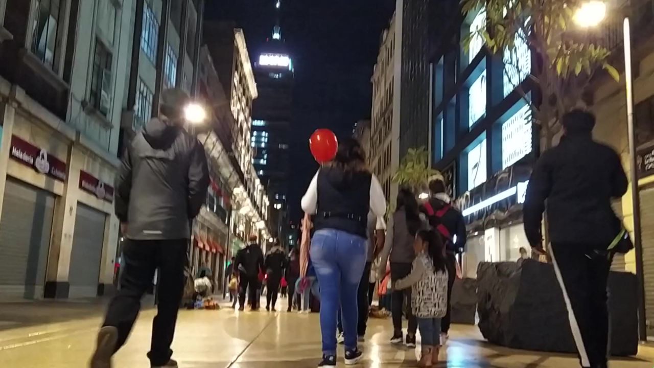 街走城市人