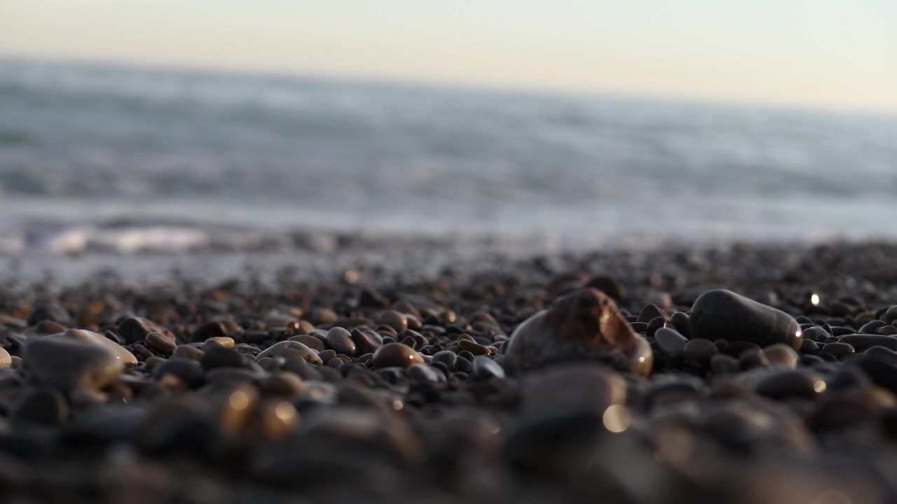 岩海滩石海水
