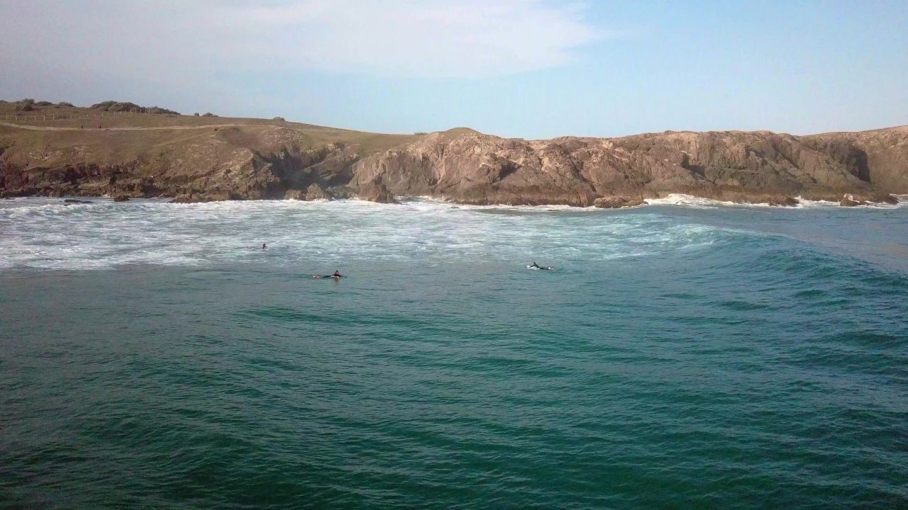 海洋自然冲浪波