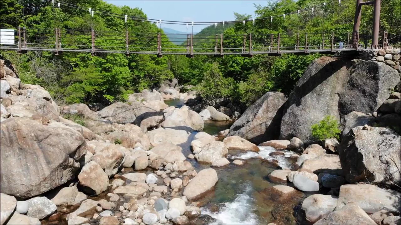 山立交桥攀爬景观