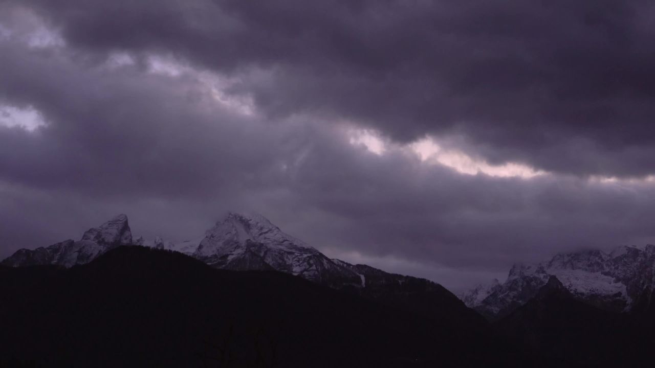 时间间隔山日落