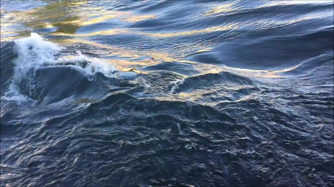 水力拓蓝色的