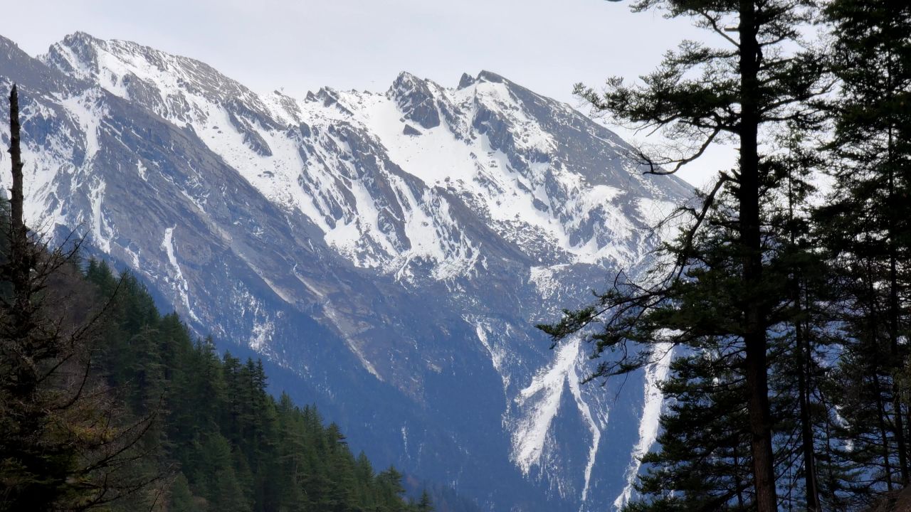 雪山之巅