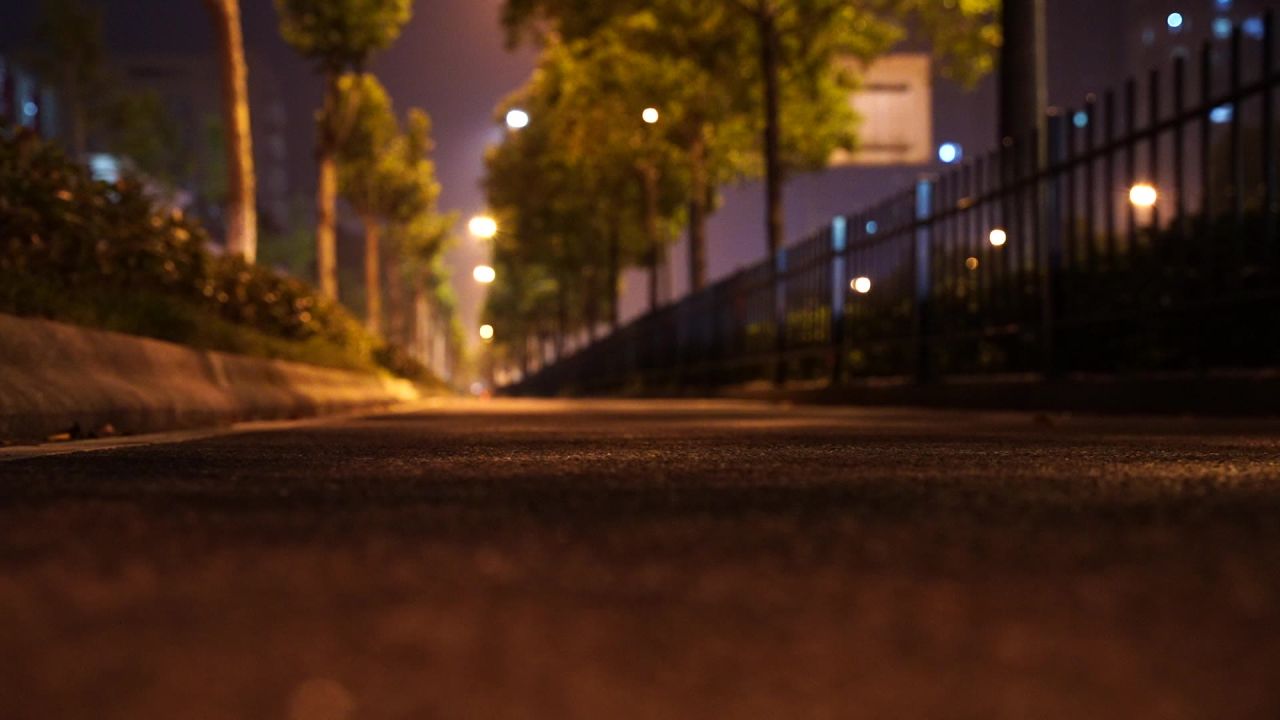 空无一人
