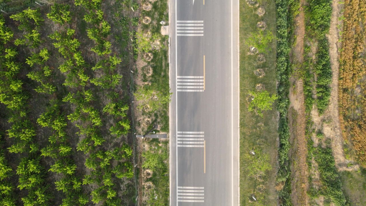 航拍乡下道路