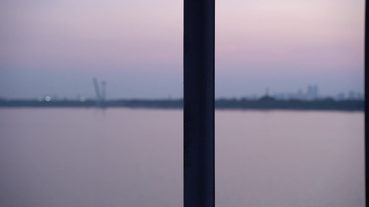 夕阳下的松花江码头