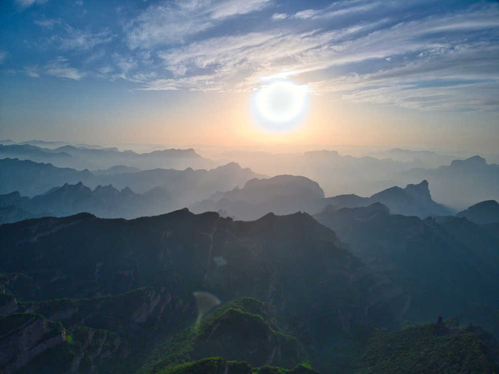 板山