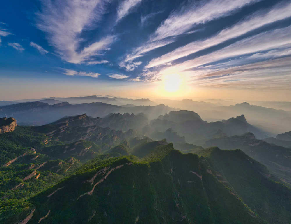 板山