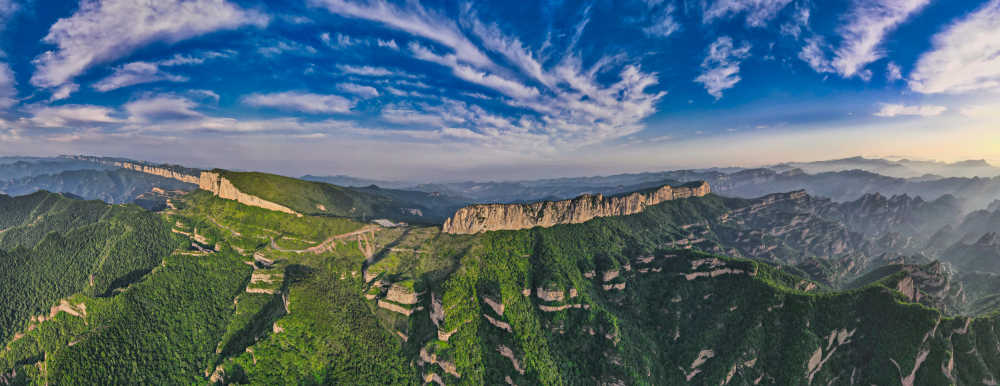 板山