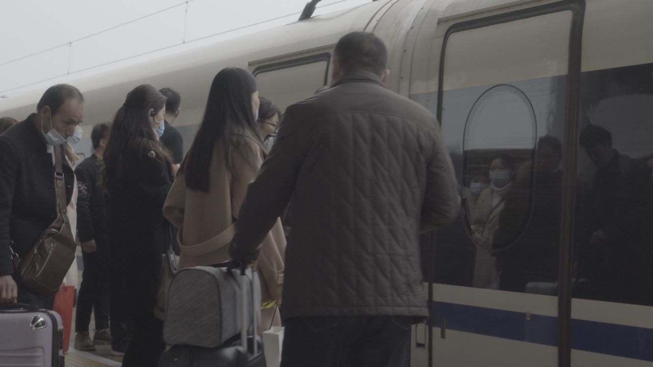 4KLOG 动车上客