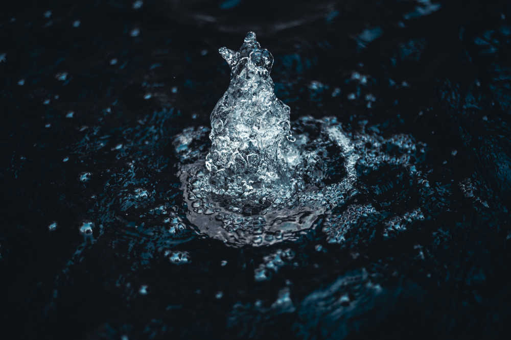 水形物语