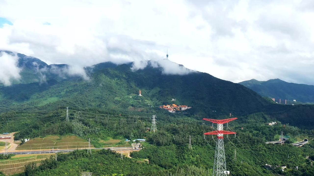 东湖穿云航拍