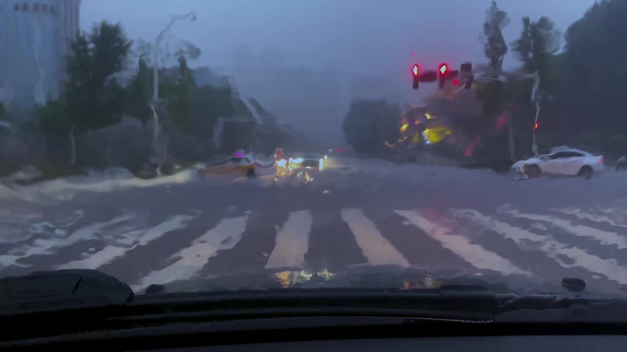 雨夜