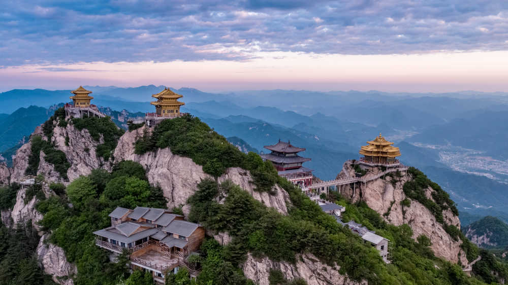 老君山金顶
