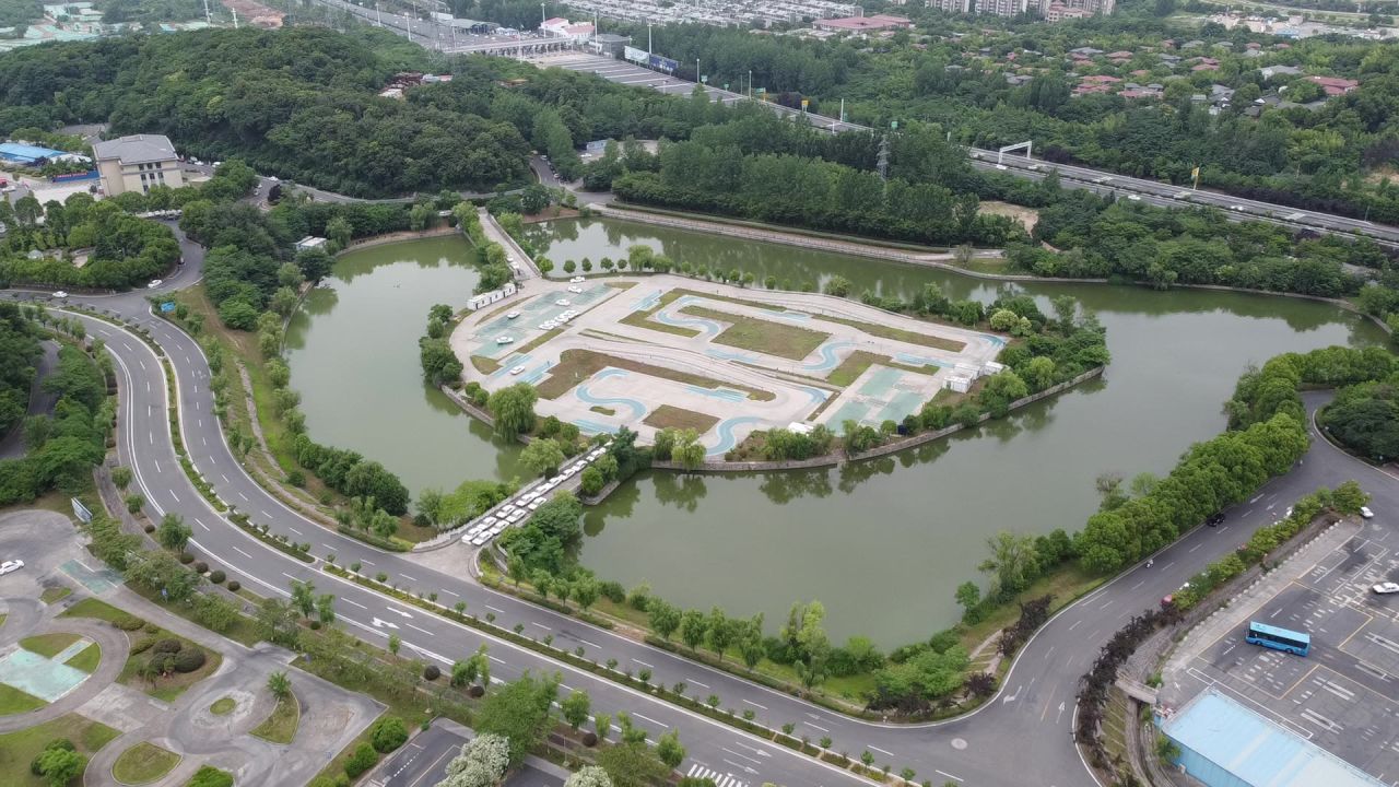 驾校