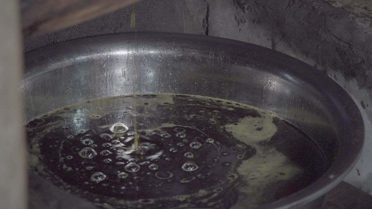 古法榨油出油