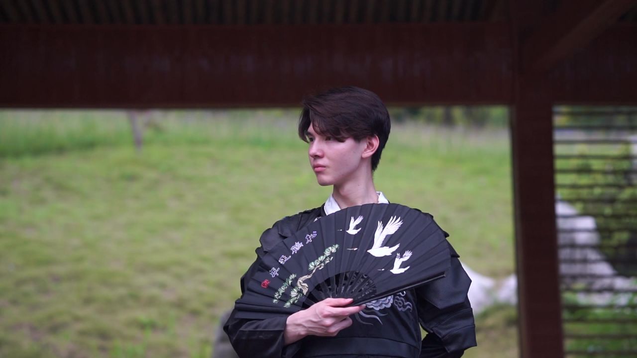 典  狱  司