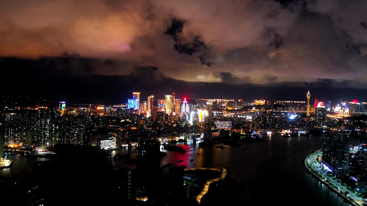 澳门午夜云海