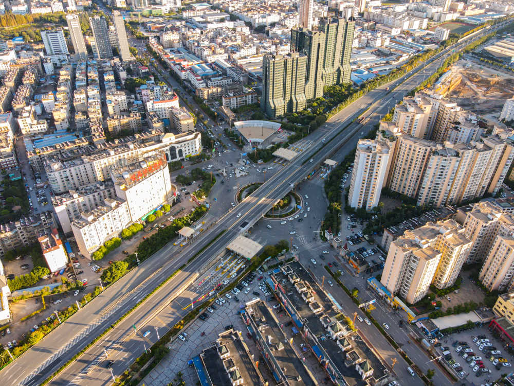 高速十字路口