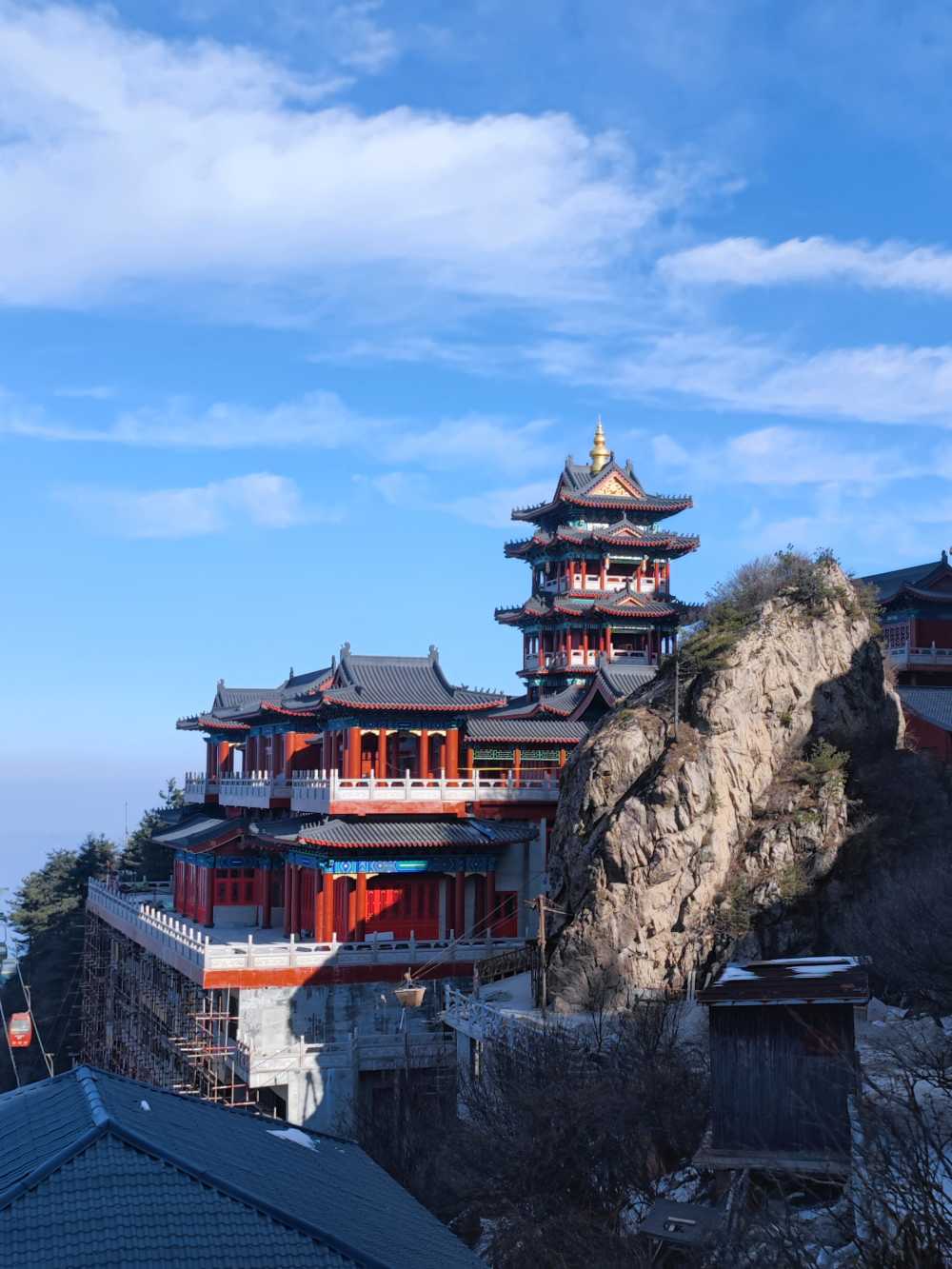 洛阳老君山 