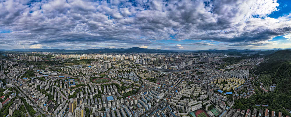 城市航拍全景图