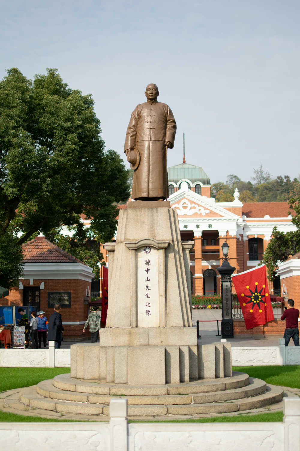 孙中山雕像