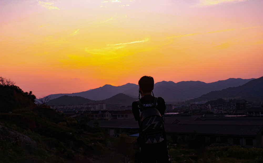 夕阳剪影