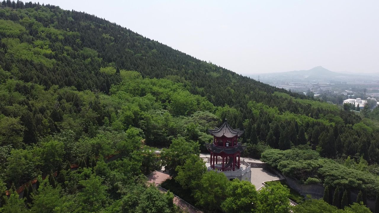 农村山脉公园景色假山航拍素材