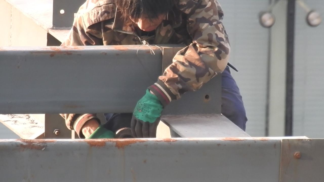 工人 12