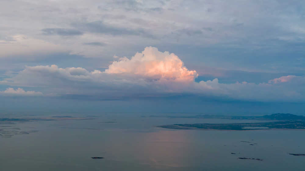海上云