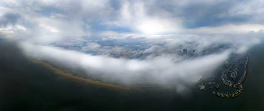 厦门上空平流雾
