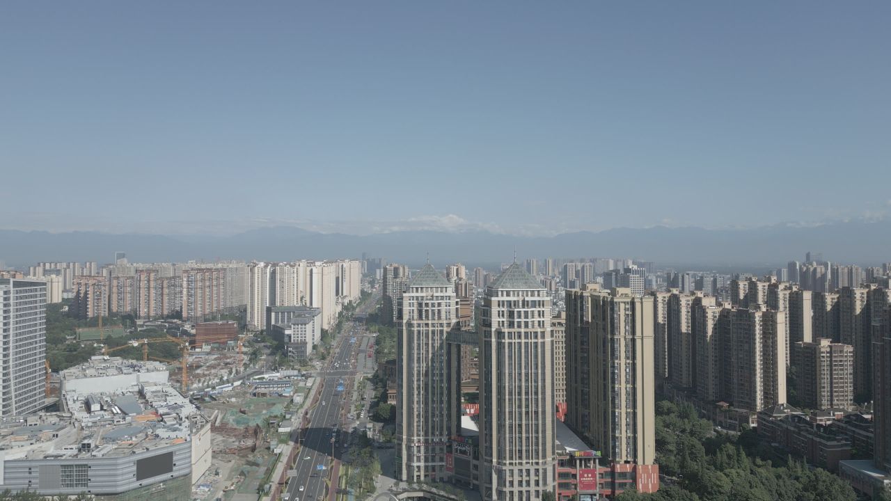 成都航拍都江堰远山