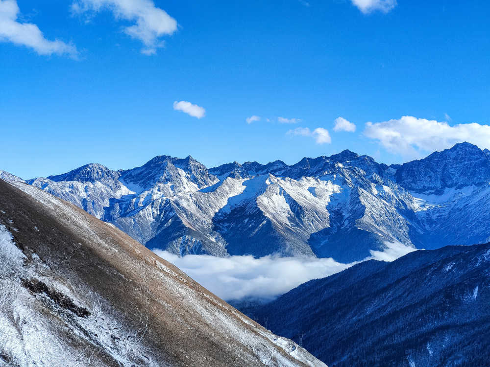 巴郎山