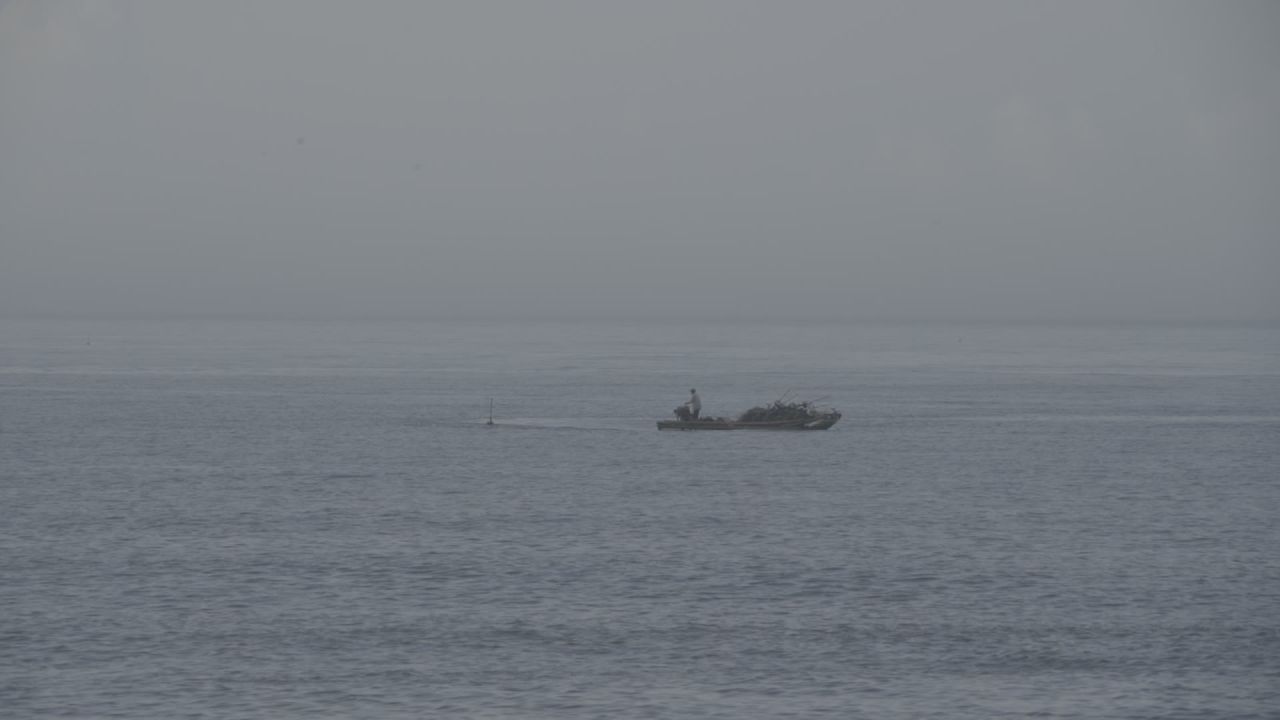 海面上的船