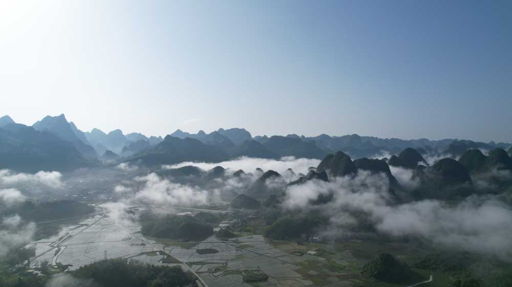 雨后青山