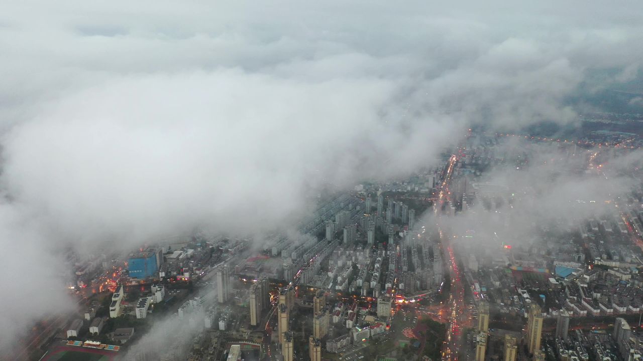 冷空气后的穿云视角