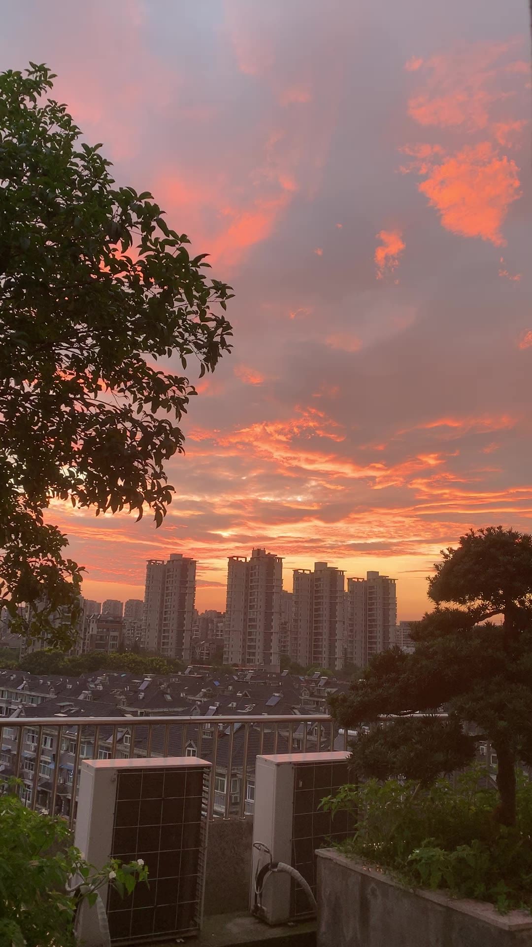 黄昏