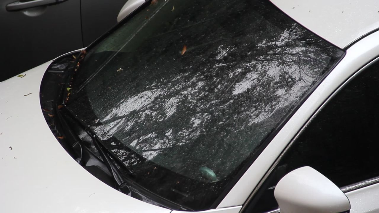 秋雨落车窗