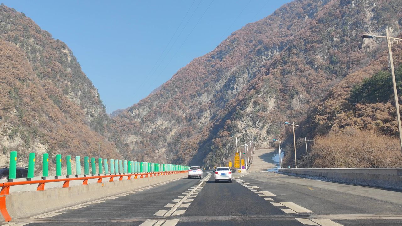 秦岭高速公路段