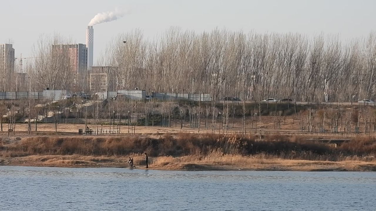 河边的北方城镇