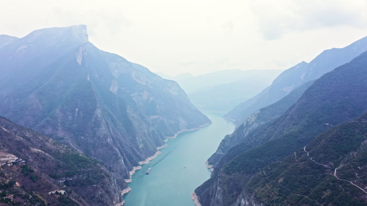 重庆市奉节县瞿塘峡夔门白帝城实拍航拍视频