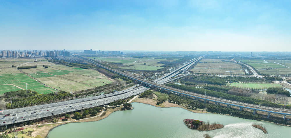 航拍昆山市区建筑