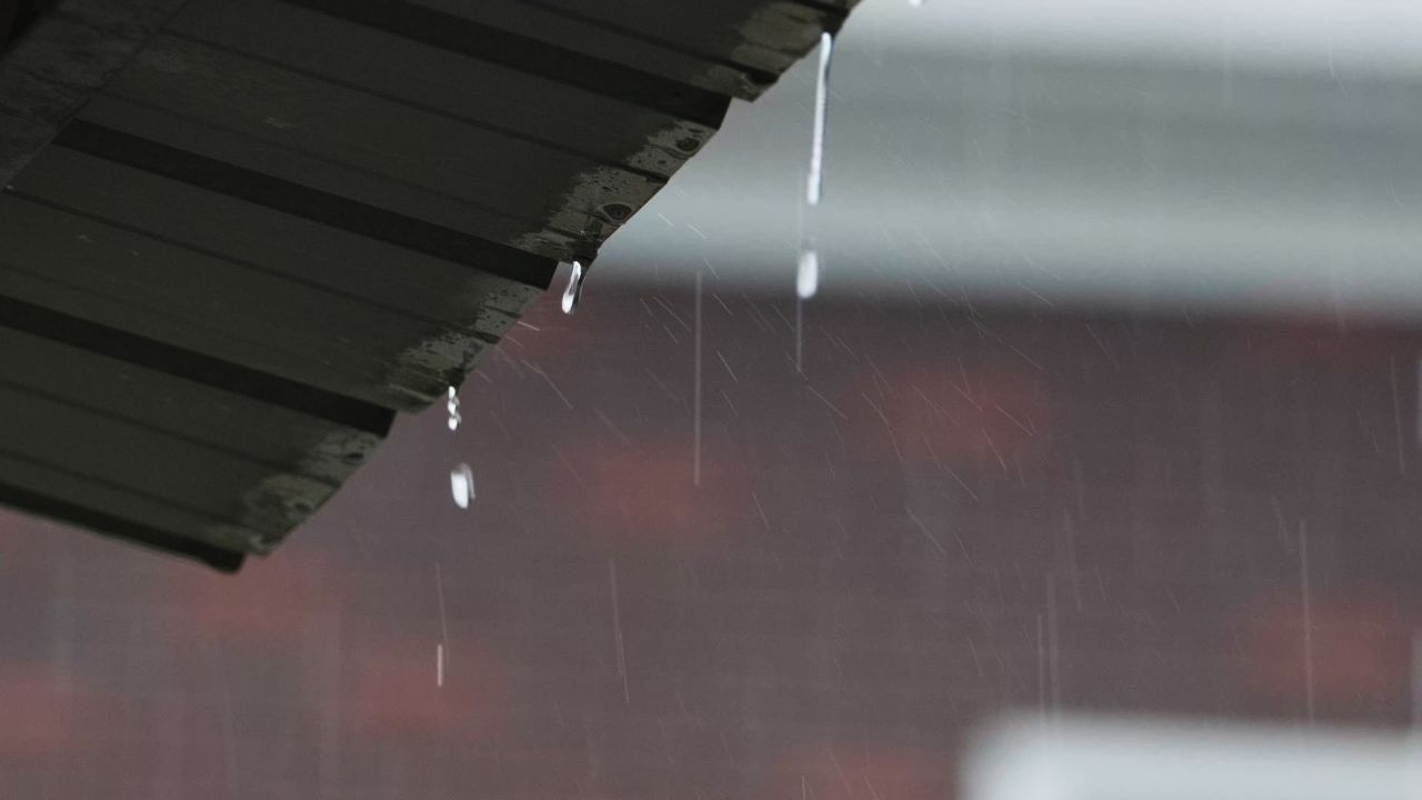 下雨升格慢镜头4K实拍