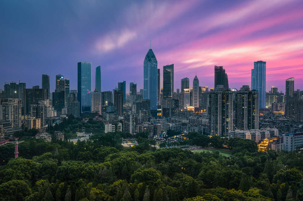 武汉西北湖CBD粉色晚霞夜景